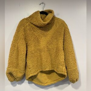 Lululemon Oh so‎ Sherpa warmth restore mock neck pullover